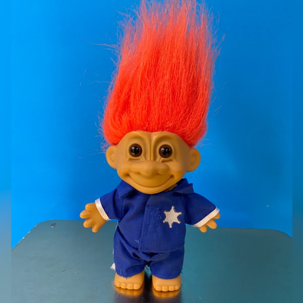 RUSS BERRIE VTG COLLECTIBLE POLICE OFFICER NEON ORANGE HAIR TROLL DOLL w/UNIFORM